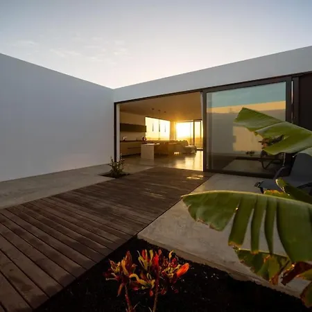 Vulcans Villa